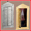 Click Here to find out more information on purchasing a 2001 Supreme Court Gold Building/Courtroom Ornament